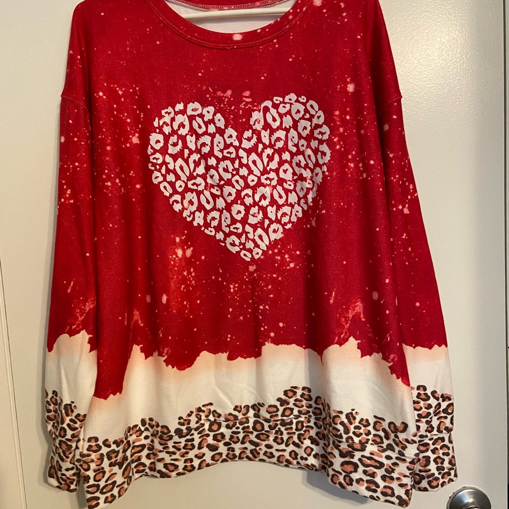 Leopard Heart pullover